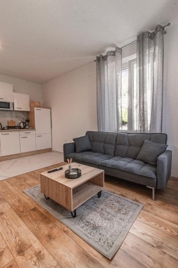 Apartments Florian Lopud Bagian luar foto